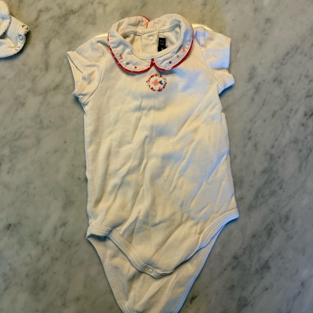 Sergent Major Charming White and Red Baby Bodysuit 9 months